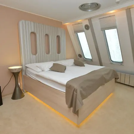 Hotel Jested